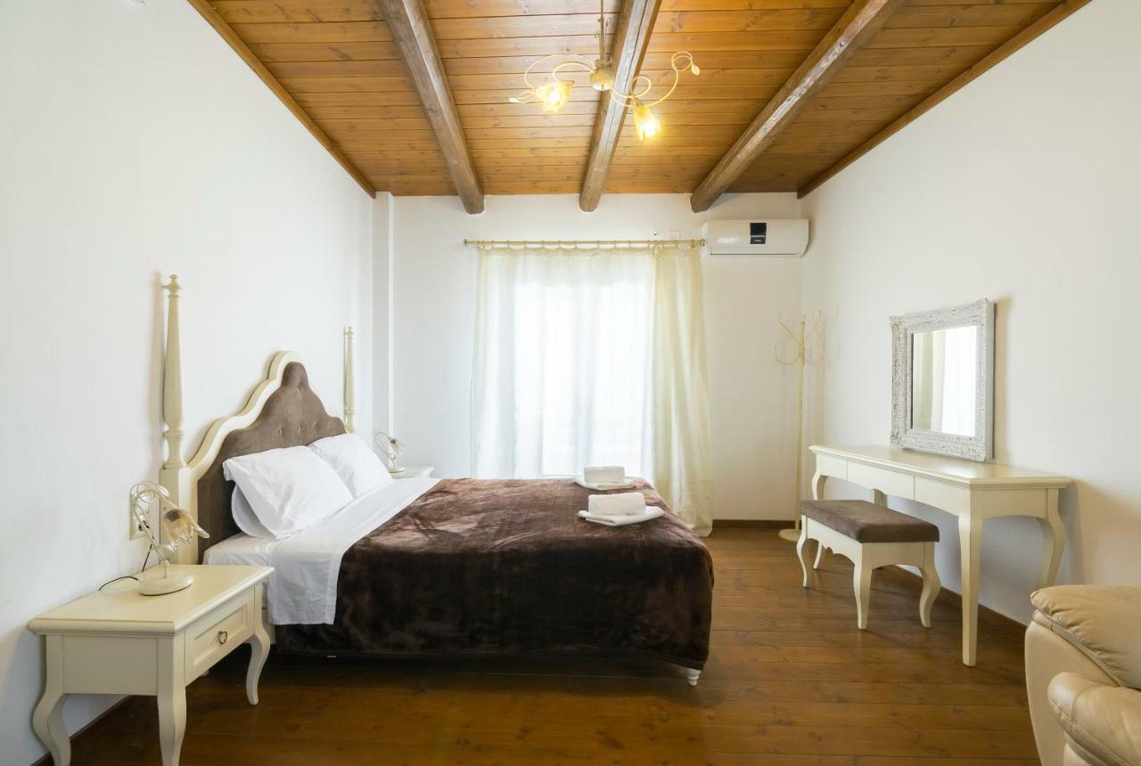 Zaros Hotel ภายนอก รูปภาพ